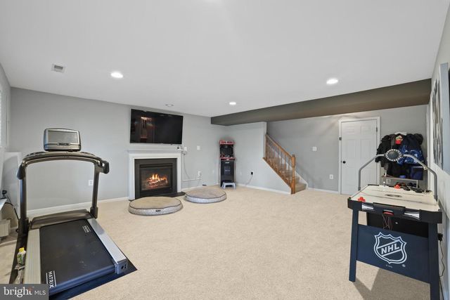 874 STONEFIELD SQ NE, Leesburg, VA 20176