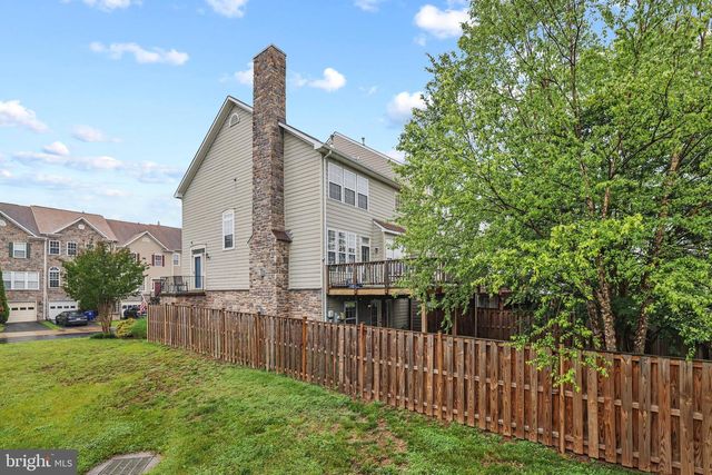 874 STONEFIELD SQ NE, Leesburg, VA 20176