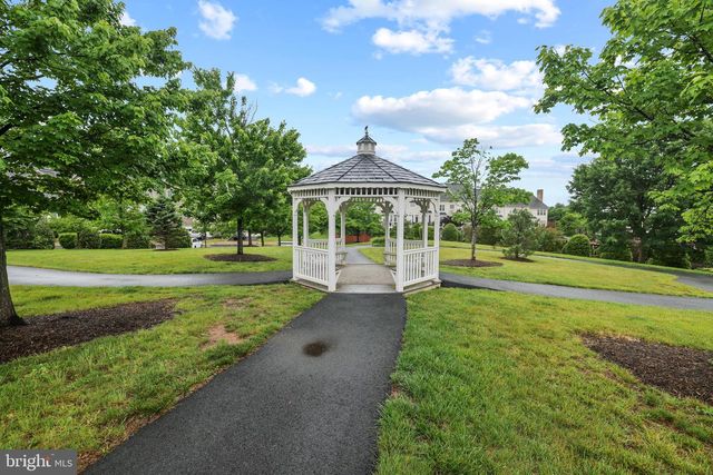 874 STONEFIELD SQ NE, Leesburg, VA 20176