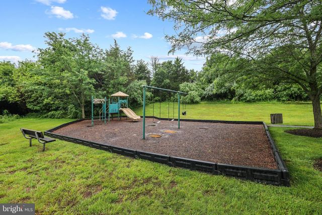 874 STONEFIELD SQ NE, Leesburg, VA 20176