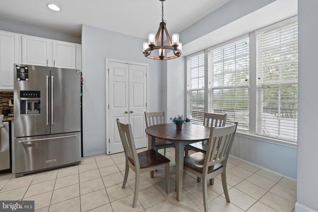 874 STONEFIELD SQ NE, Leesburg, VA 20176