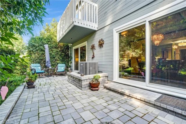 6073 Loynes 32, Long Beach, CA 90803