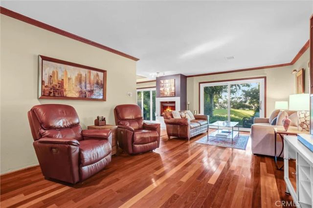 6073 Loynes 32, Long Beach, CA 90803