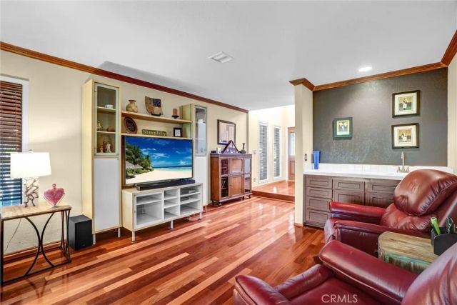 6073 Loynes 32, Long Beach, CA 90803