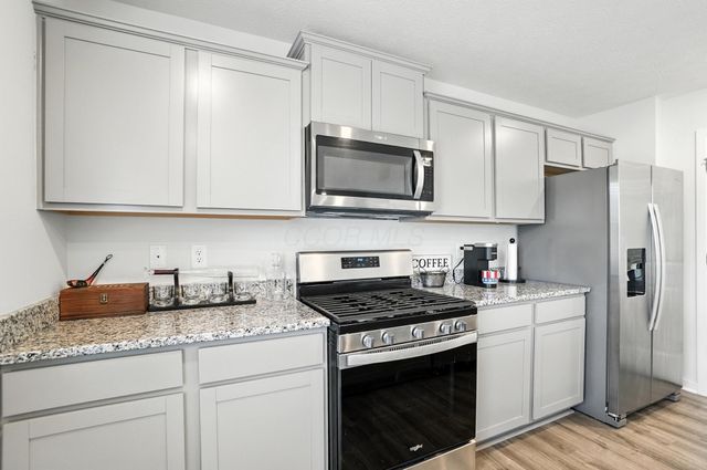 3728 Miltonsburg Drive, Grove City, OH 43123