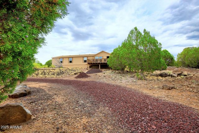 7865 CHRISTMAS TREE Road, Show Low, AZ 85901