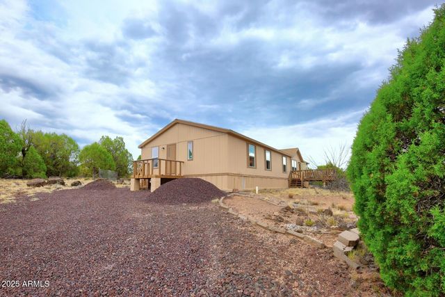 7865 CHRISTMAS TREE Road, Show Low, AZ 85901