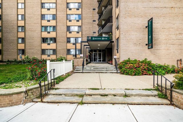 1025 Hancock St 13B, Quincy, MA 02169