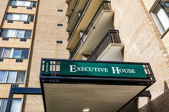 1025 Hancock St 13B, Quincy, MA 02169