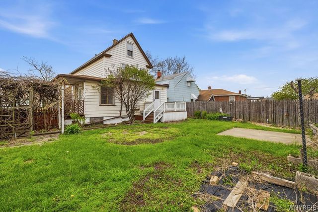 2426 Falls Street, Niagara Falls, NY 14303