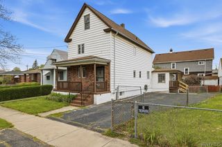 2426 Falls Street, Niagara Falls, NY 14303