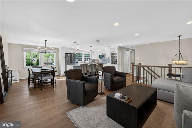 4112 MAJESTIC LN, Fairfax, VA 22033