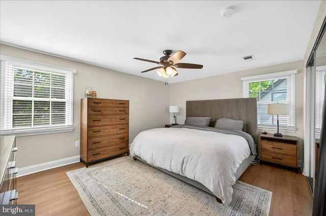 4112 MAJESTIC LN, Fairfax, VA 22033