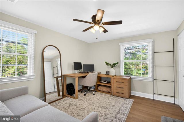 4112 MAJESTIC LN, Fairfax, VA 22033