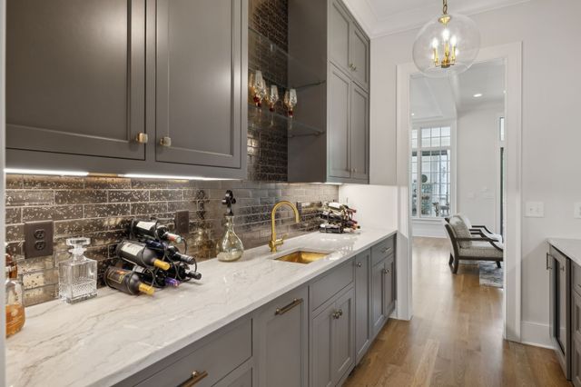 8118 Heirloom Blvd, College Grove, TN 37046