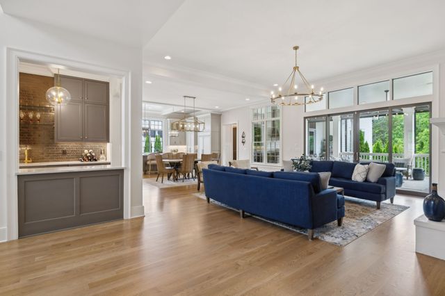 8118 Heirloom Blvd, College Grove, TN 37046