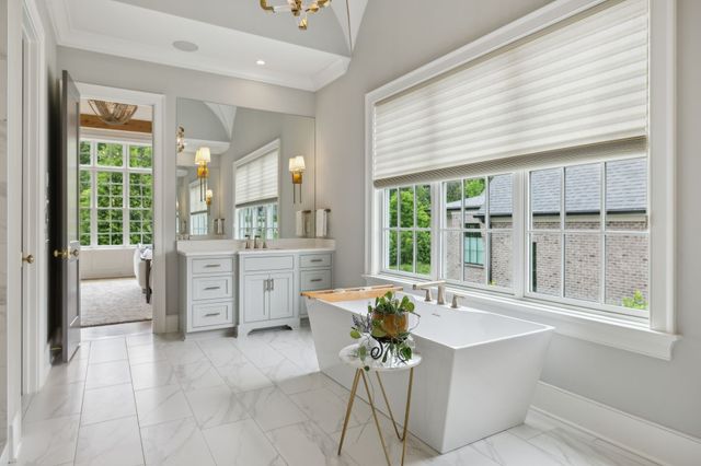 8118 Heirloom Blvd, College Grove, TN 37046