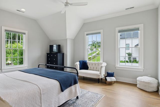 8118 Heirloom Blvd, College Grove, TN 37046