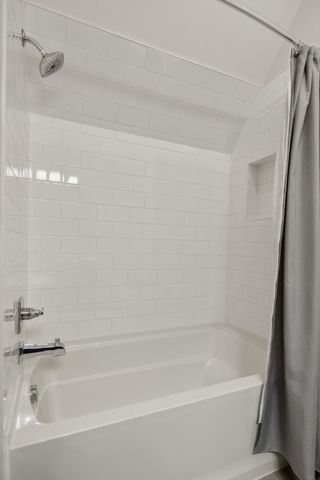 8118 Heirloom Blvd, College Grove, TN 37046