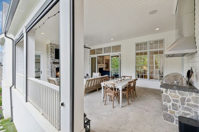 8118 Heirloom Blvd, College Grove, TN 37046