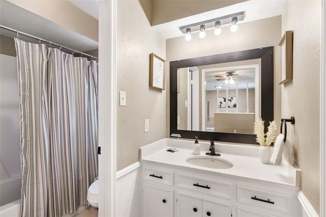 17711 Smooth Rock Falls Drive, Spring, TX 77379