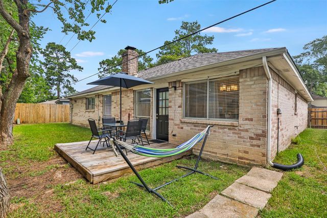 17711 Smooth Rock Falls Drive, Spring, TX 77379