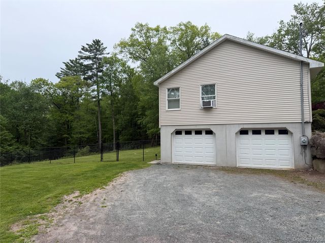 1181 Sackett Lake Road, Forestburgh, NY 12777