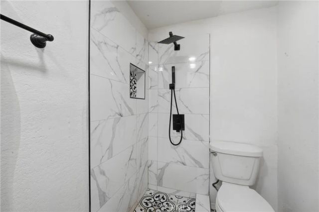 2915 E 60th Pl A, Huntington Park, CA 90255