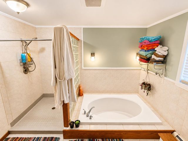 69 Edgewood Drive, Newport City, VT 05855