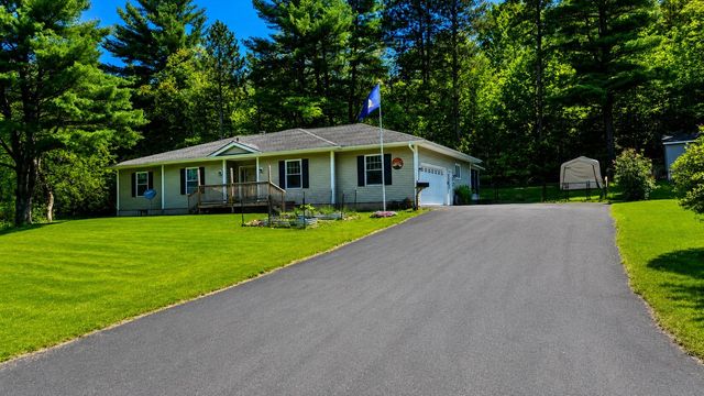 69 Edgewood Drive, Newport City, VT 05855