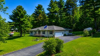 69 Edgewood Drive, Newport City, VT 05855