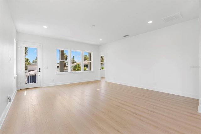 1868 MISSISSIPPI AVENUE NE, St Petersburg, FL 33703