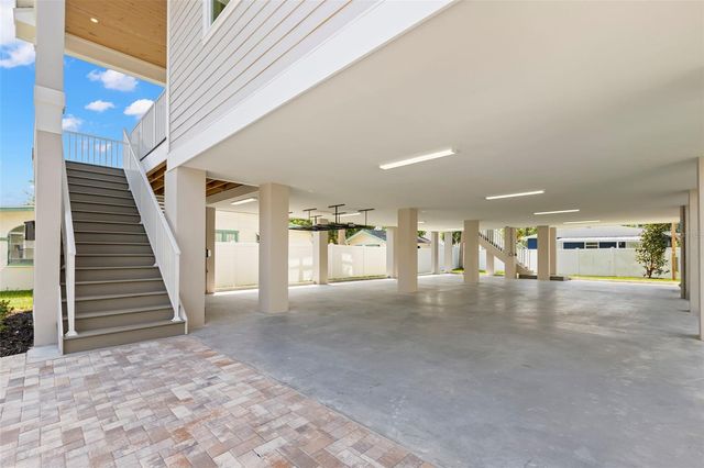 1868 MISSISSIPPI AVENUE NE, St Petersburg, FL 33703