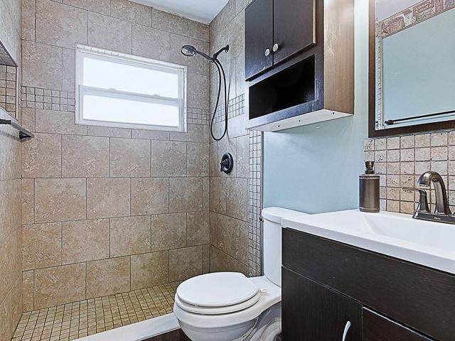 4988 COUNTY ROAD 155, Wildwood, FL 34785