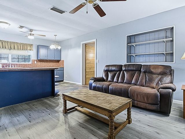 4988 COUNTY ROAD 155, Wildwood, FL 34785