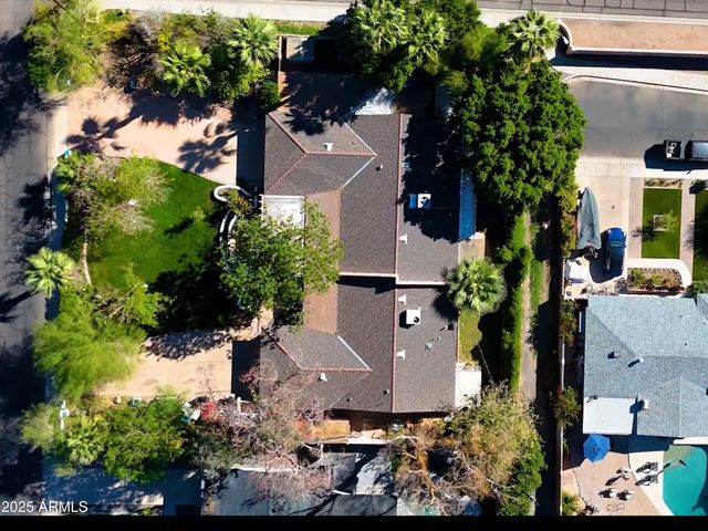 5545 E EARLL Drive, Phoenix, AZ 85018