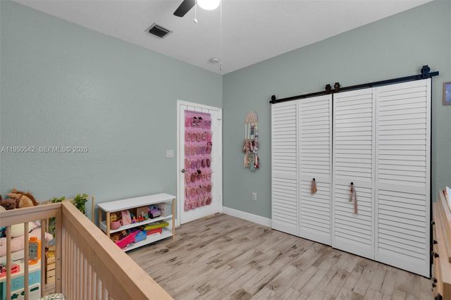 7980 S Aragon Blvd 2, Sunrise, FL 33322