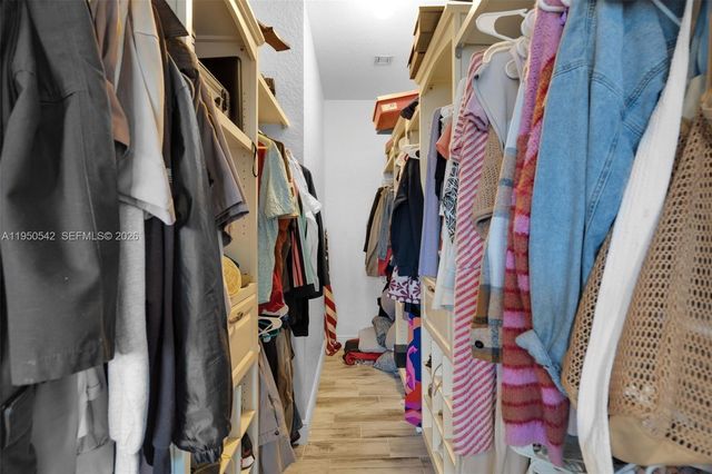 7980 S Aragon Blvd 2, Sunrise, FL 33322