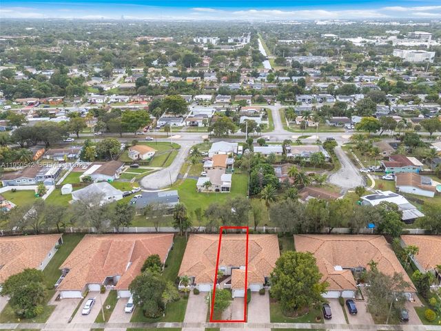7980 S Aragon Blvd 2, Sunrise, FL 33322