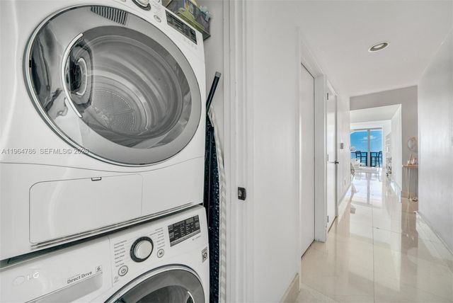 6799 Collins Ave 1102, Miami Beach, FL 33141