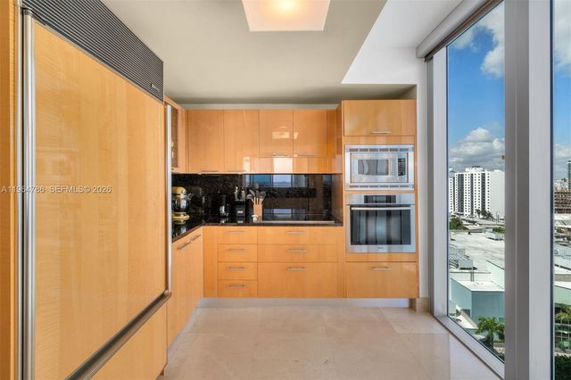 6799 Collins Ave 1102, Miami Beach, FL 33141