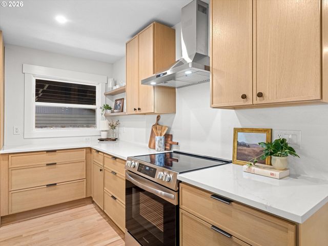 11007 Se 52ND Ave, Milwaukie, OR 97222