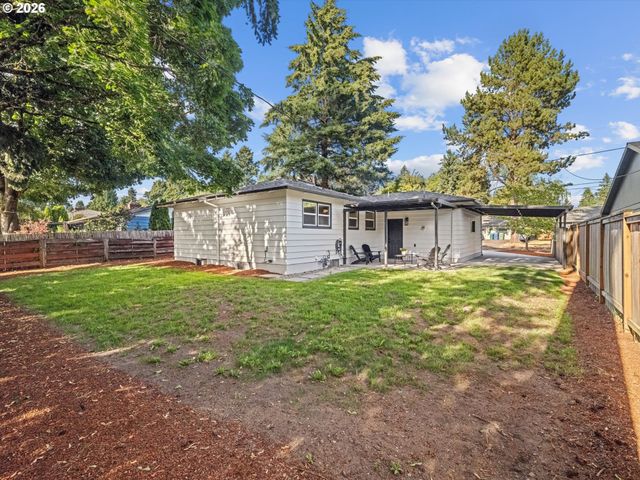 11007 Se 52ND Ave, Milwaukie, OR 97222