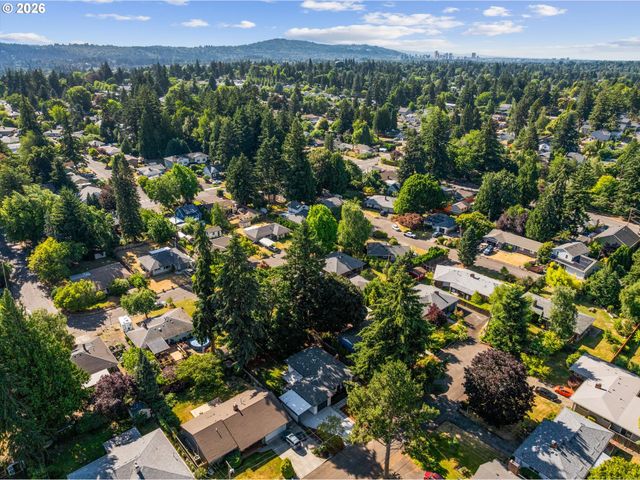 11007 Se 52ND Ave, Milwaukie, OR 97222