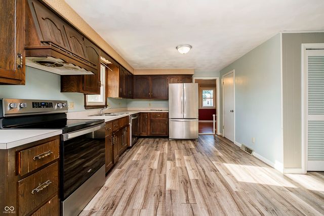 14658 N 100 E, Summitville, IN 46070