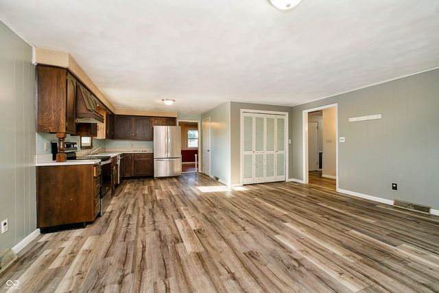 14658 N 100 E, Summitville, IN 46070