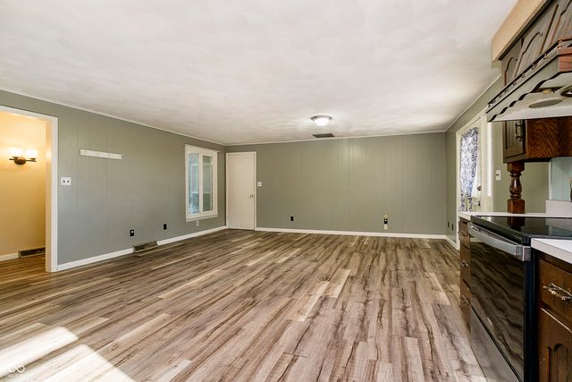 14658 N 100 E, Summitville, IN 46070