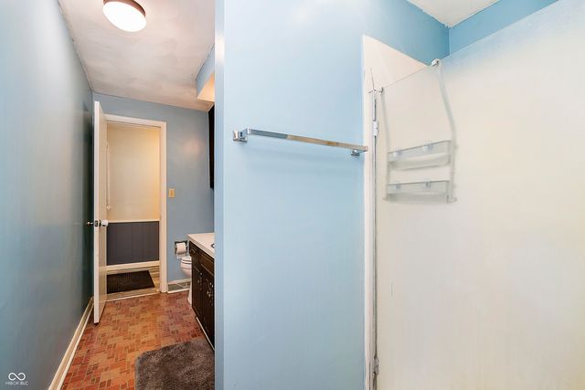 14658 N 100 E, Summitville, IN 46070