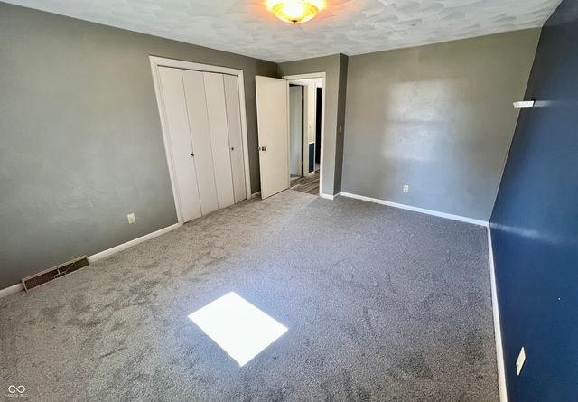 14658 N 100 E, Summitville, IN 46070