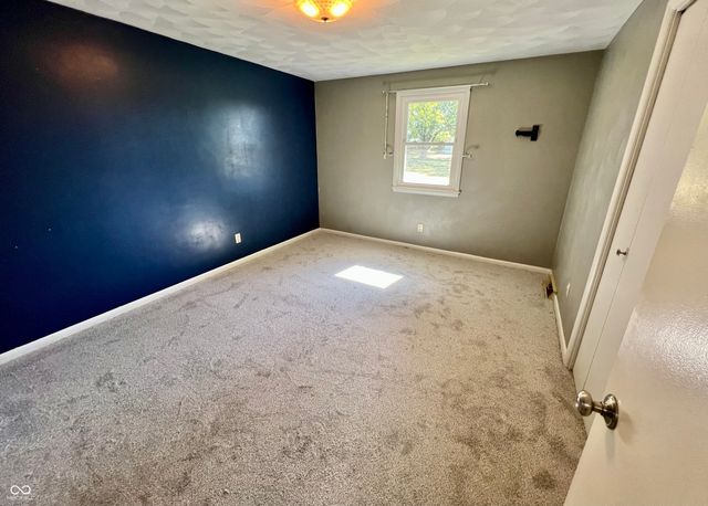 14658 N 100 E, Summitville, IN 46070